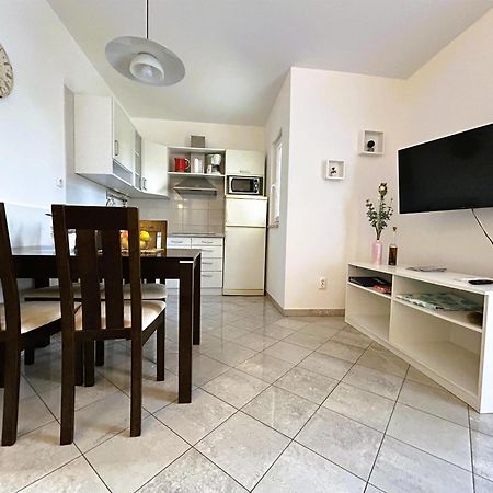 Apartments Vesna Malinska Dış mekan fotoğraf