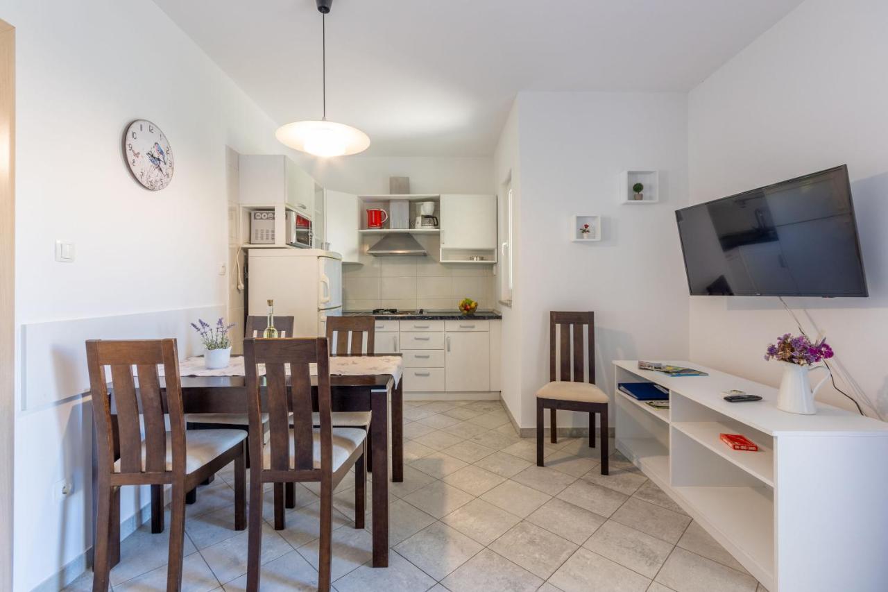 Apartments Vesna Malinska Dış mekan fotoğraf